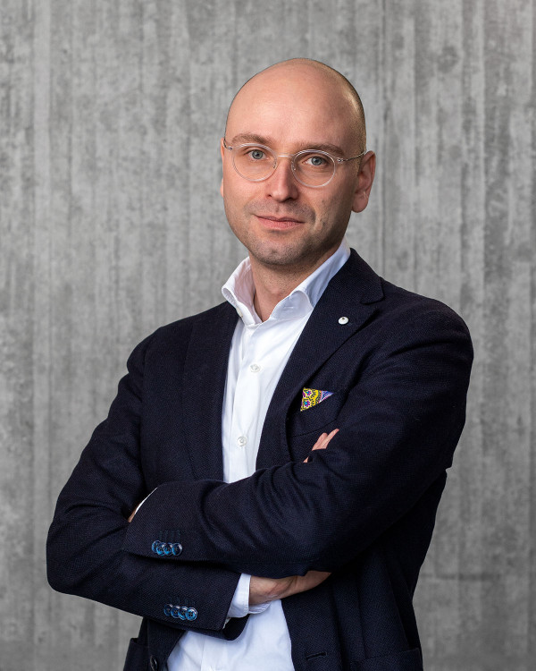 Portraitfoto Prof. Dr. med. Mark Kriegsmann